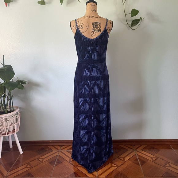 Vintage 90s Navy Crushed Velvet Maxi Dress By Scott McClintock Petites Size 10 - Picture 11 of 15